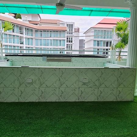 Xcess Residence Pattaya Exterior foto